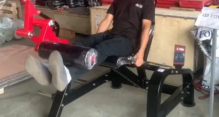 Вертикальный жим ногами